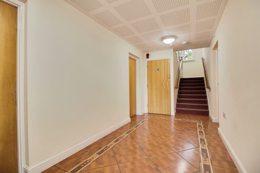 Additional image 14 of Howlands, Welwyn Garden City