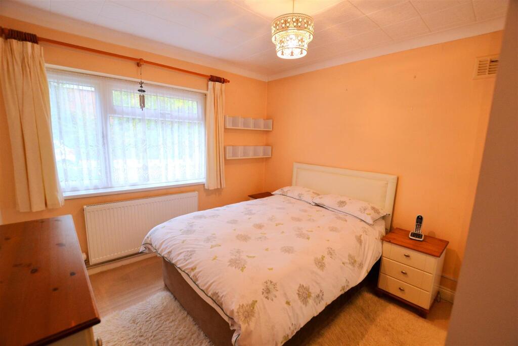 Additional image 17 of Pooleys Lane, Welham Green