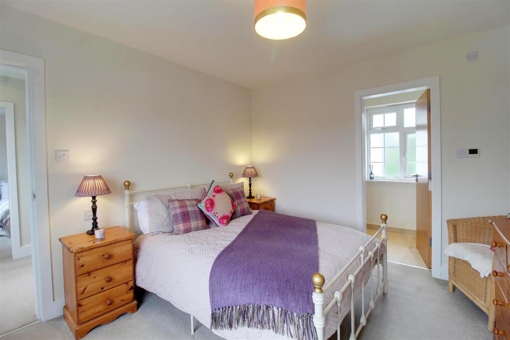 Additional image 26 of Moffats Lane, Brookmans Park