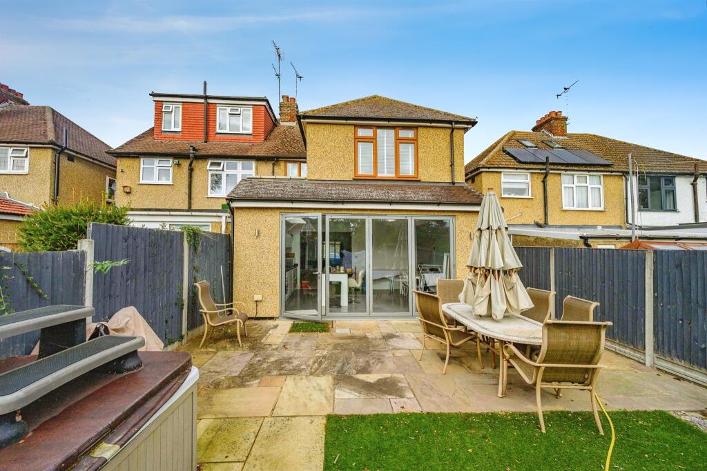 Additional image 15 of Park Street Lane, Park Street, St. Albans