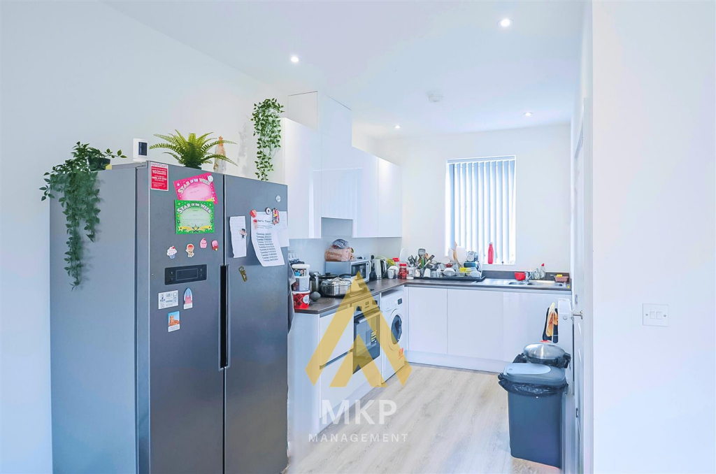 Additional image 2 of AVAILABLE by mid-MAY 2025!Three Bedroom House in Parkes Avenue, B12 9AW