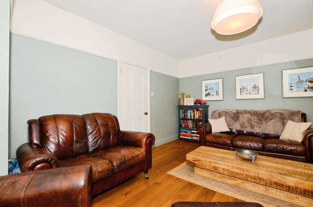 Additional image 19 of Cravells Road, Harpenden
