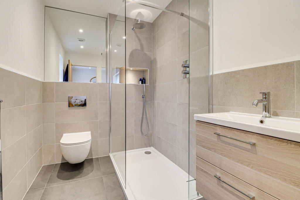 Additional image 13 of Harpenden Rise, Harpenden, AL5