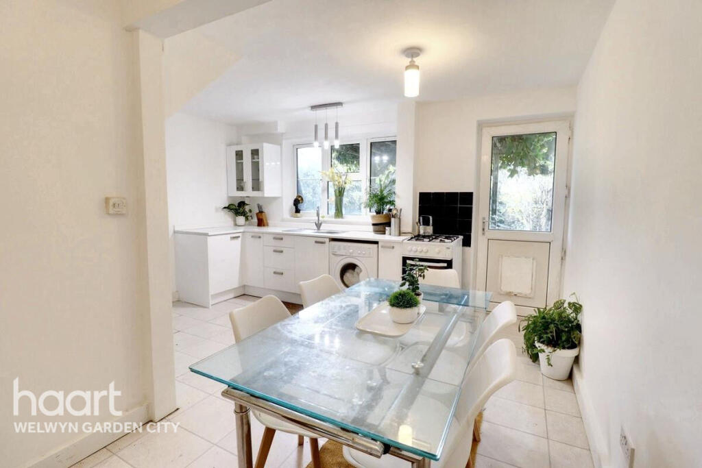 Additional image 7 of Vine Close, Welwyn Garden City