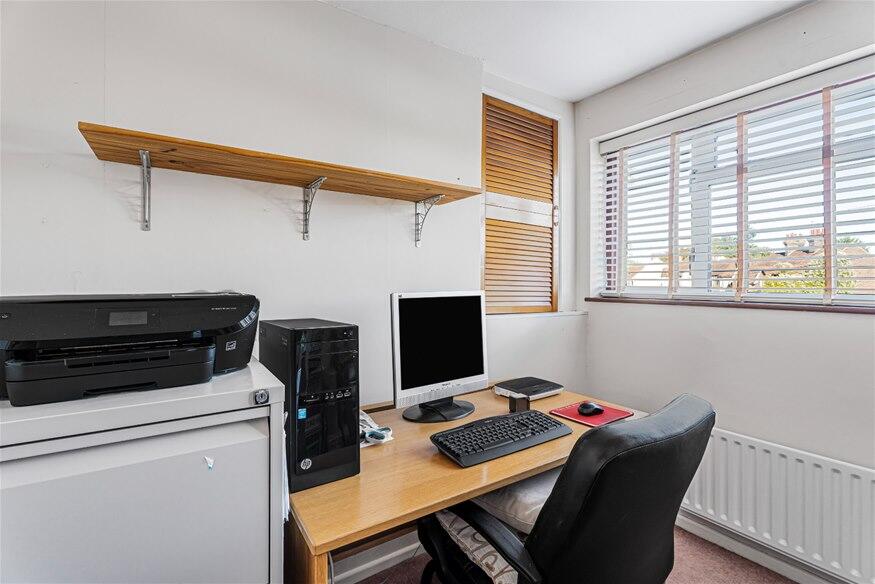 Additional image 12 of Hatching Green, Harpenden, AL5