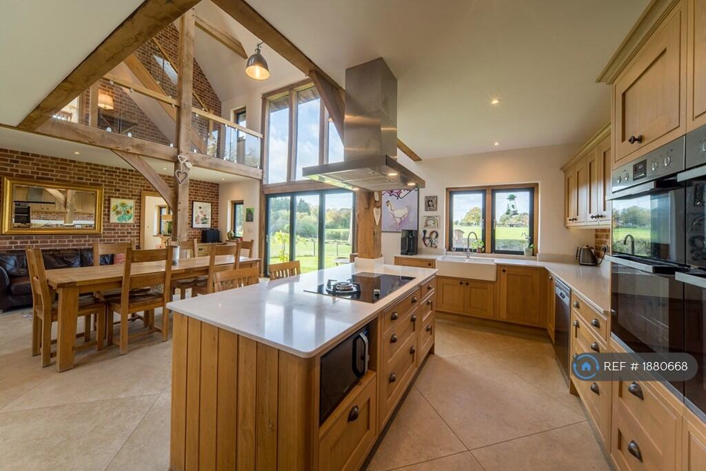 Additional image 5 of Markyate, St Albans, AL3