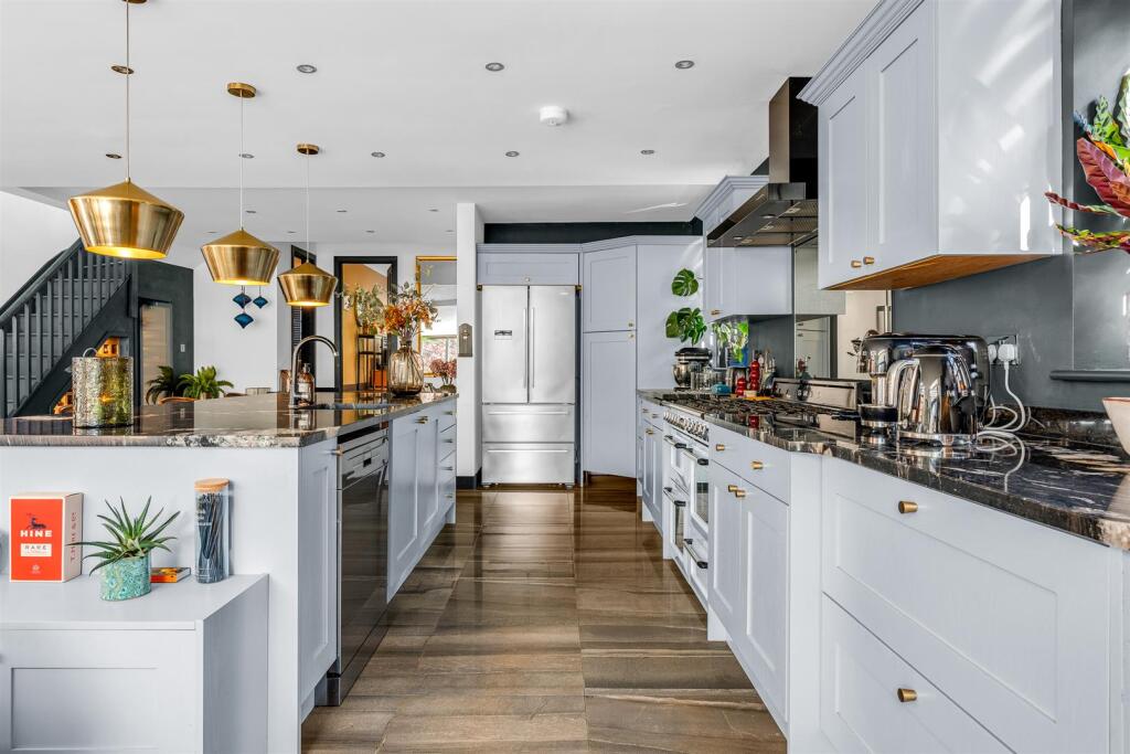 Additional image 4 of Rosecroft Lane, Welwyn