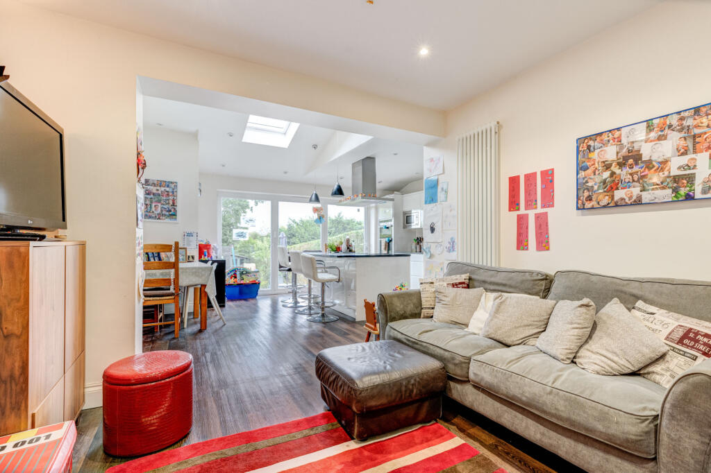 Additional image 6 of Barnfield Road, Harpenden, Hertfordshire, AL5