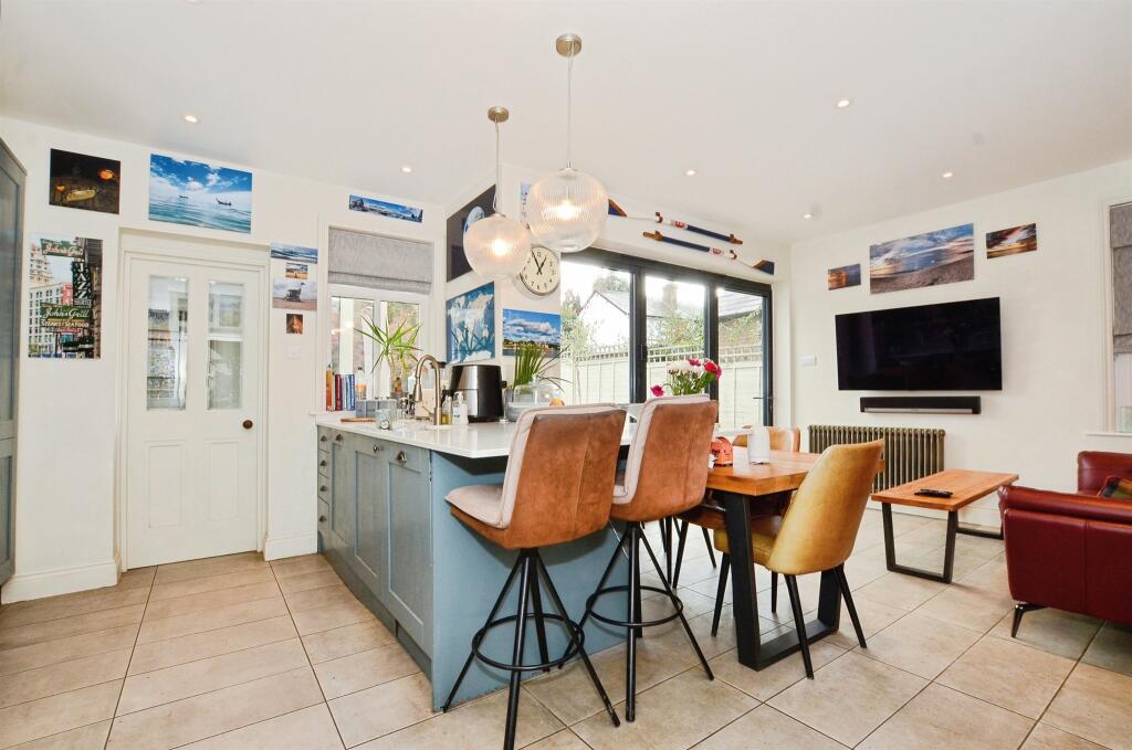 Additional image 6 of Cravells Road, Harpenden