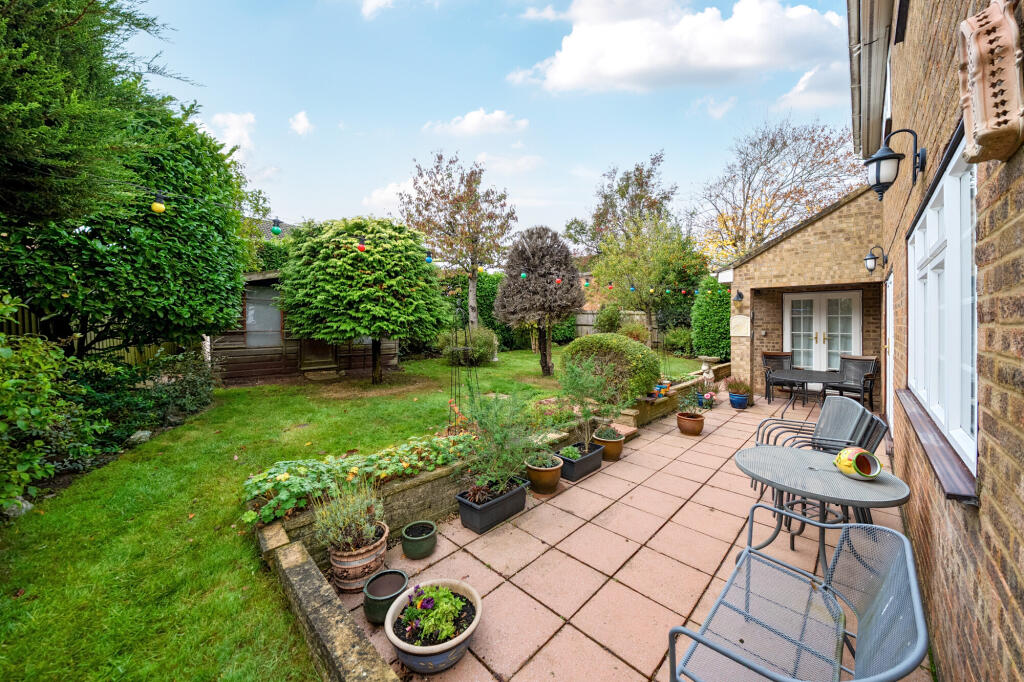 Additional image 9 of Aldwickbury Crescent, Harpenden, AL5