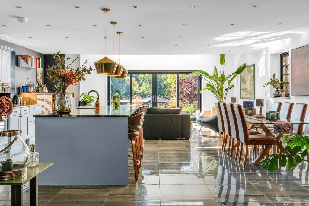 Additional image 7 of Rosecroft Lane, Welwyn