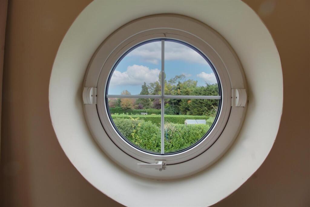 Additional image 36 of Moffats Lane, Brookmans Park