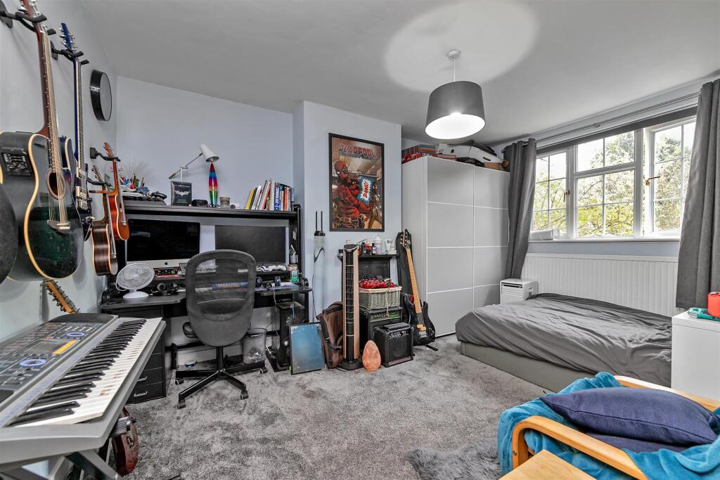 Additional image 12 of Hill End Lane, St Albans