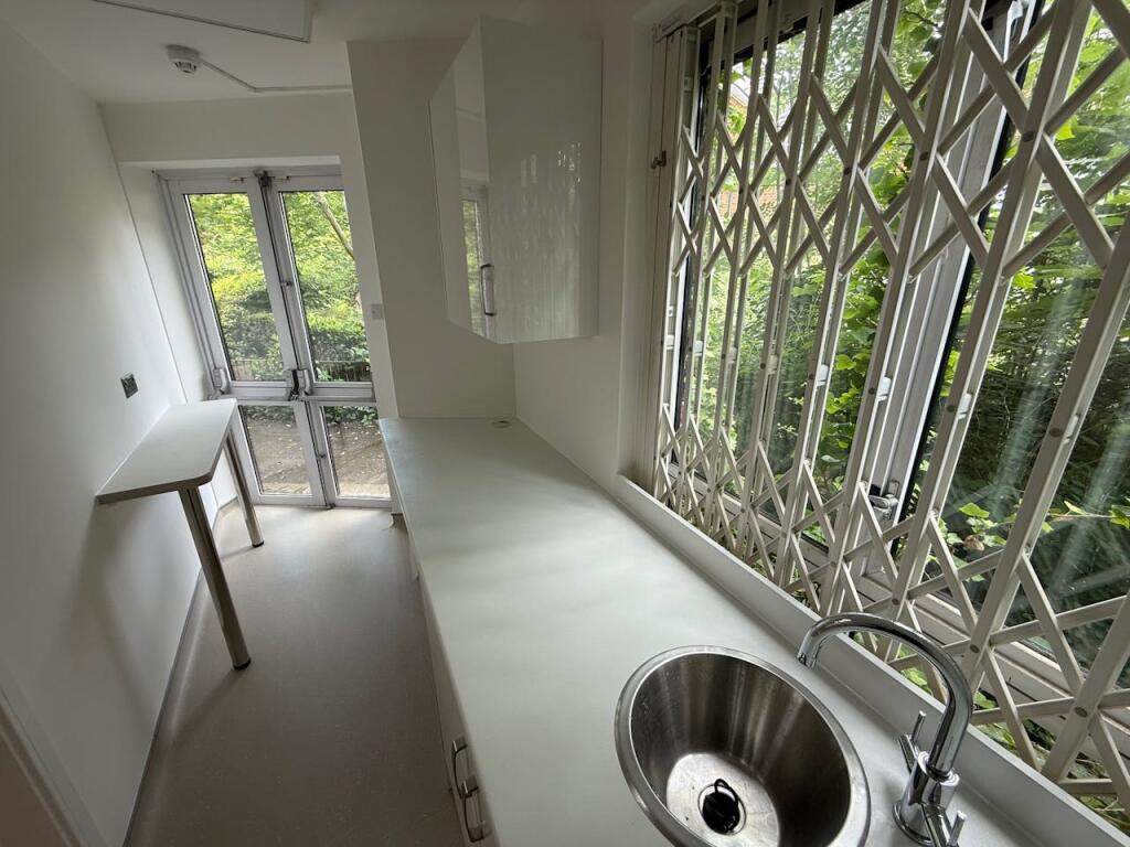 Additional image 5 of 41 High Street, Welwyn, AL6 9EF