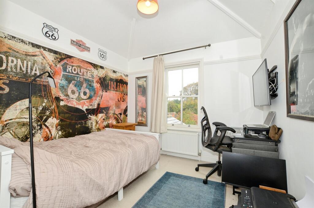 Additional image 9 of Cravells Road, Harpenden