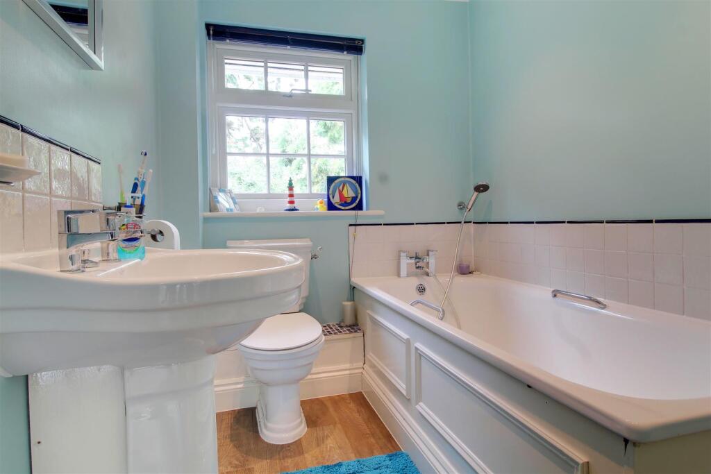 Additional image 53 of Pine Grove, Brookmans Park