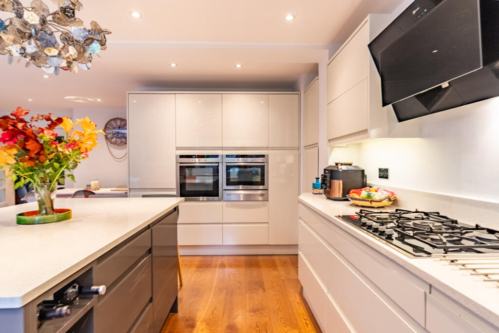 Additional image 9 of Barnfield Road, St. Albans, Hertfordshire, AL4