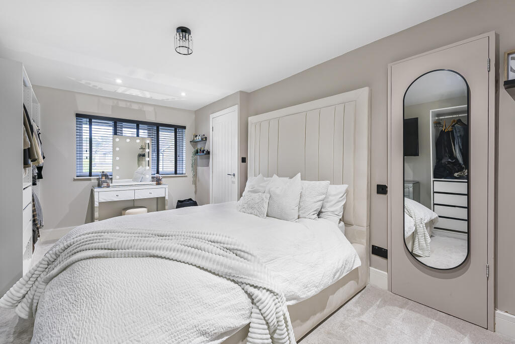 Additional image 8 of Thistle Grove, Welwyn Garden City, Hertfordshire, AL7