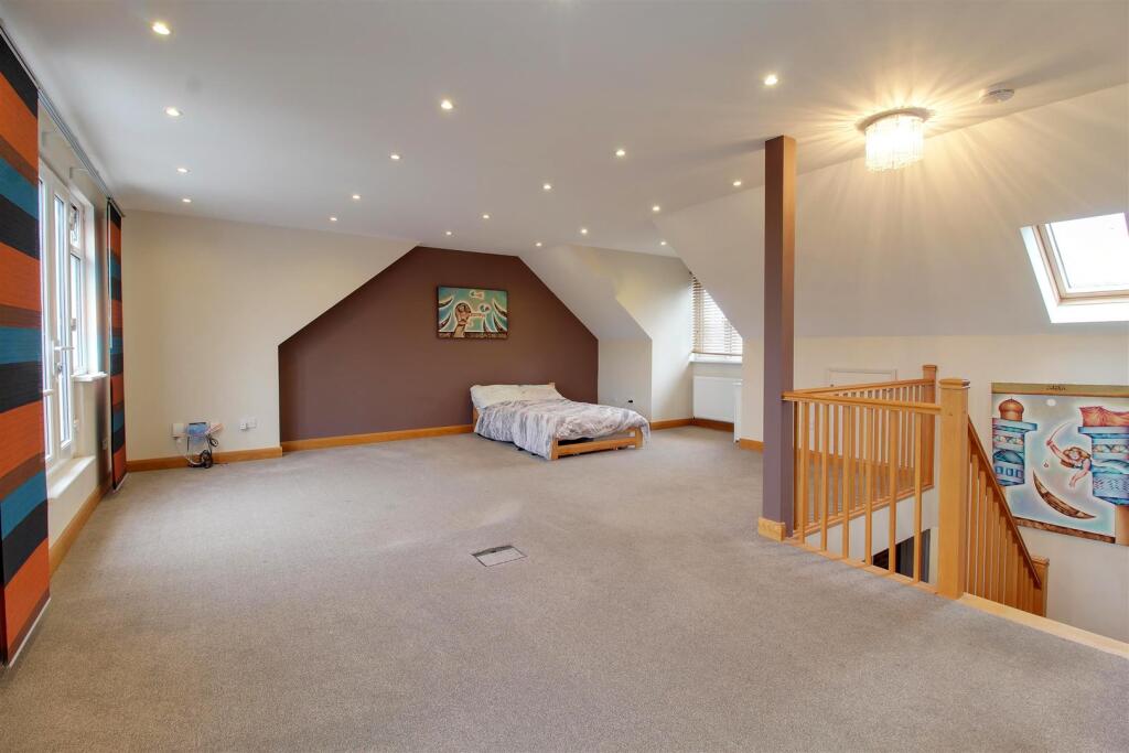 Additional image 8 of Dixons Hill Road, Welham Green