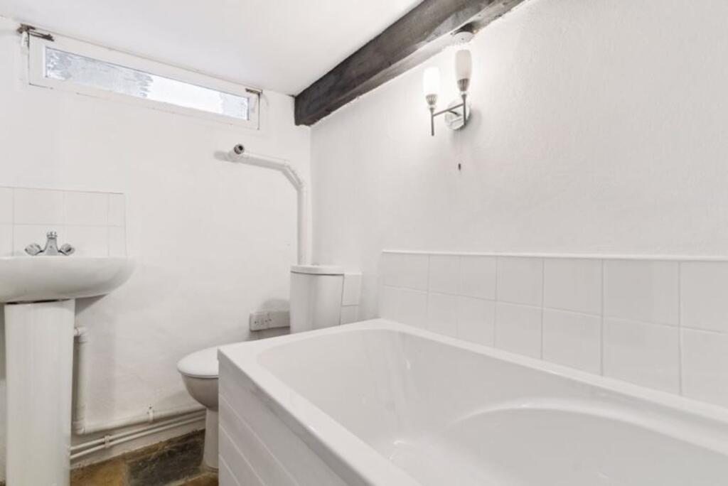 Additional image 9 of George Street, Markyate, AL3