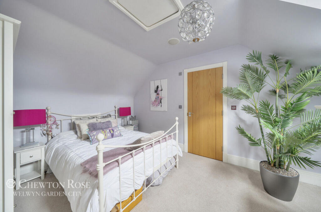 Additional image 21 of Sevenacres, Welwyn