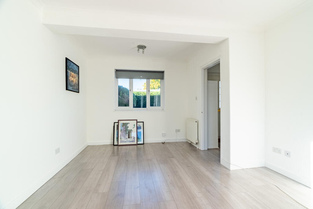 Additional image 5 of Woollam Crescent, St. Albans, Hertfordshire, AL3