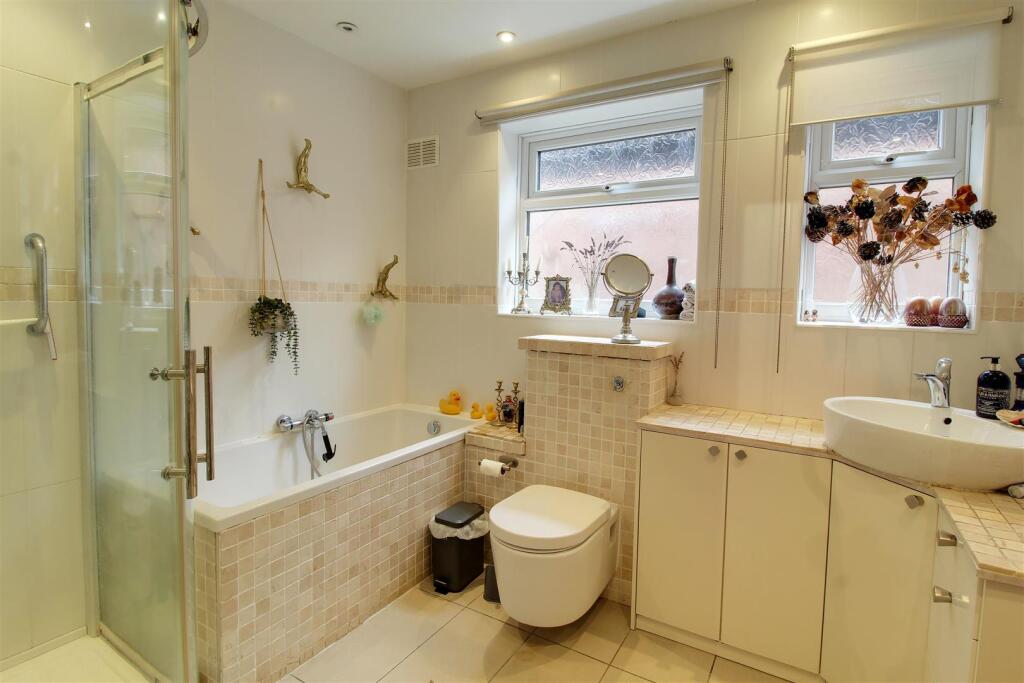 Additional image 12 of Dixons Hill Road, Welham Green