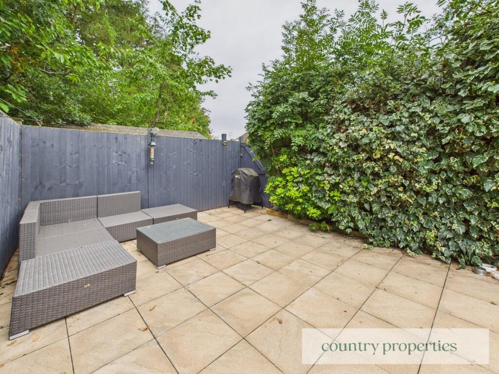 Additional image 19 of Yew Grove, Welwyn Garden City, AL7