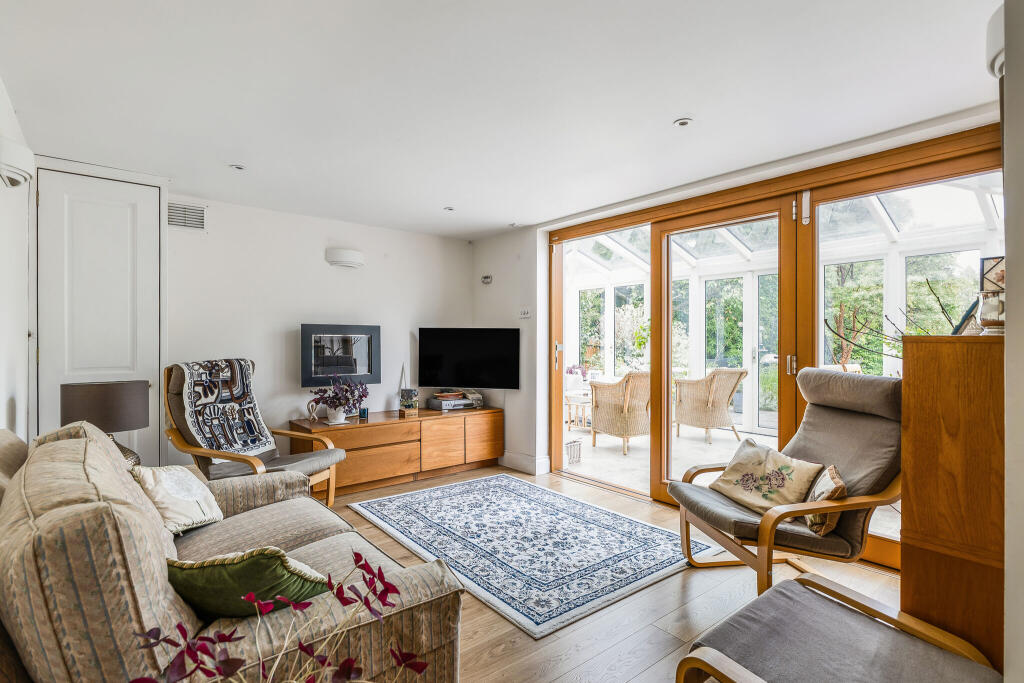 Additional image 7 of Townsend Lane, Harpenden, AL5