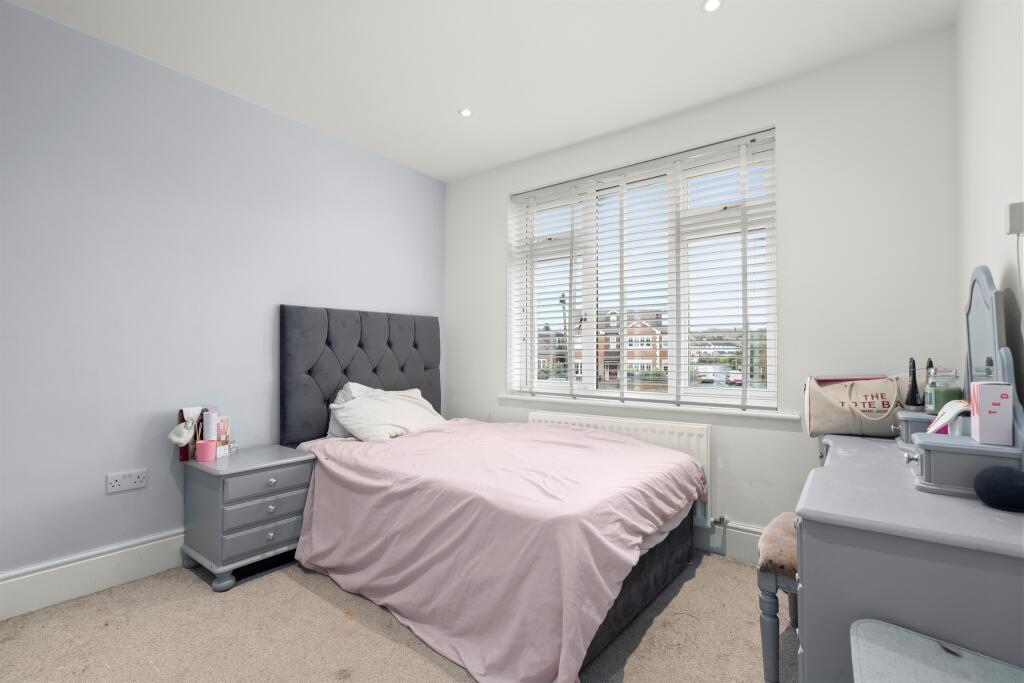 Additional image 7 of Park Street Lane, Park Street, St. Albans