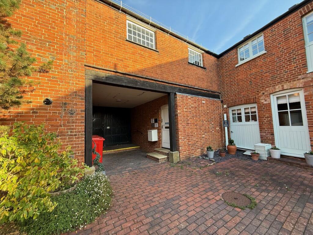 Additional image 7 of Wellingham House, 15 Church Street, Welwyn, AL6 9LN