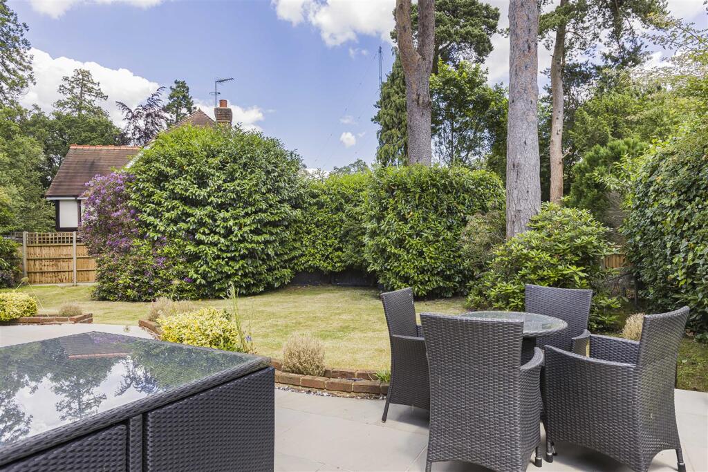 Additional image 38 of Pine Grove, Brookmans Park