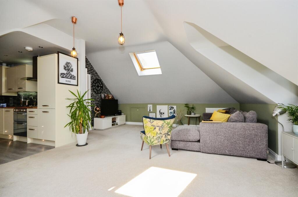 Additional image 11 of Millstone Way, Harpenden