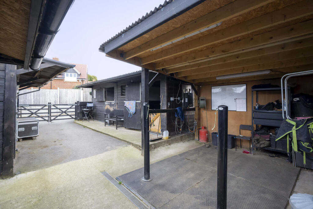 Additional image 8 of Pottersheath Road, Welwyn, AL6