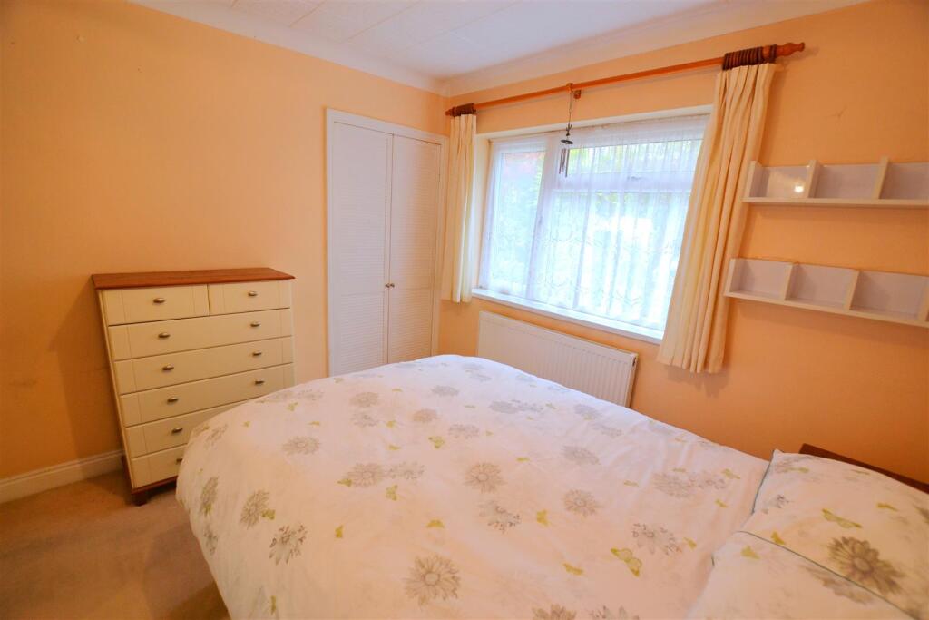 Additional image 18 of Pooleys Lane, Welham Green