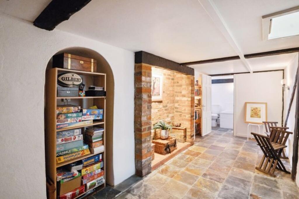 Additional image 8 of George Street, Markyate, AL3