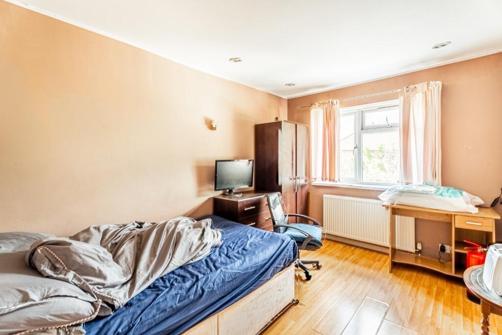 Additional image 11 of Harpenden Road, St. Albans, Hertfordshire, AL3
