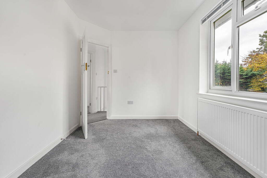 Additional image 11 of Hyde View Road, Harpenden, Hertfordshire, AL5