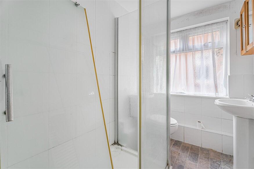 Additional image 10 of Oakley Road, Harpenden, AL5