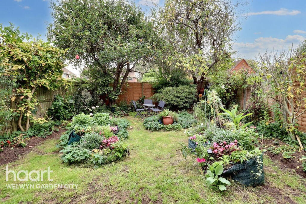 Additional image 12 of Vine Close, Welwyn Garden City