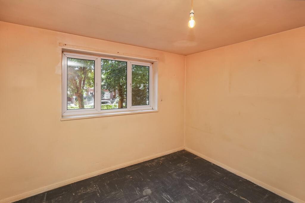 Additional image 2 of 6 Bridge Court, Hillside Road, Harpenden, Hertfordshire, AL5 4DH