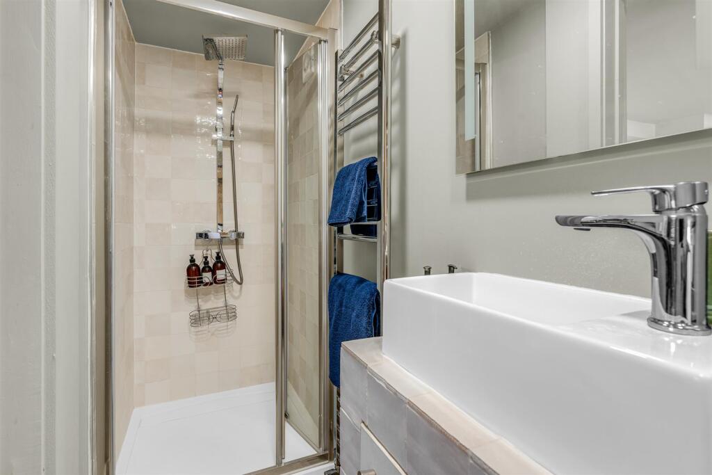 Additional image 37 of Rosecroft Lane, Welwyn