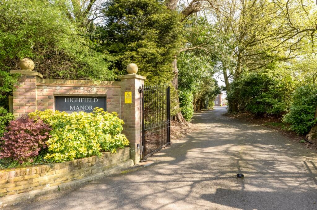 Additional image 11 of Highfield Lane Tyttenhanger AL4