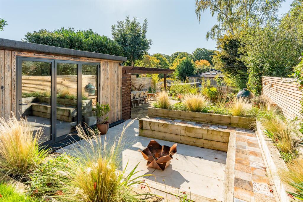 Additional image 43 of Rosecroft Lane, Welwyn