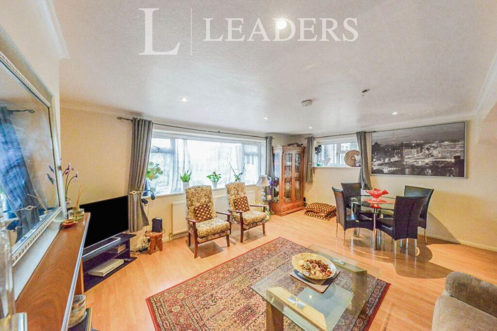 Additional image 2 of The Ridgeway, St. Albans, AL4