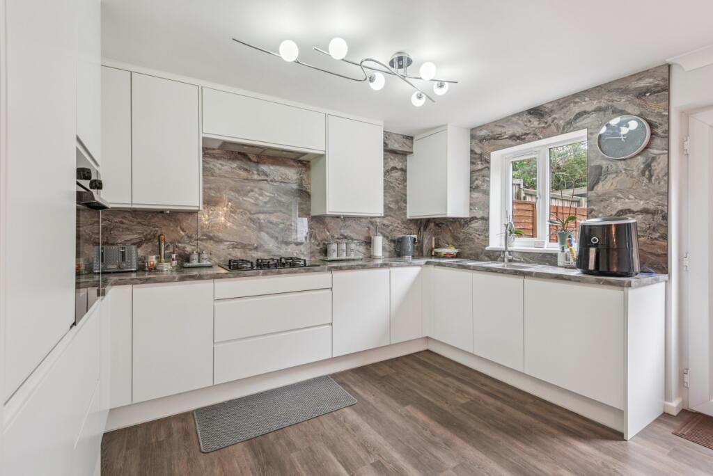 Additional image 2 of Dalewood, Welwyn Garden City, Hertfordshire, AL7 2JP