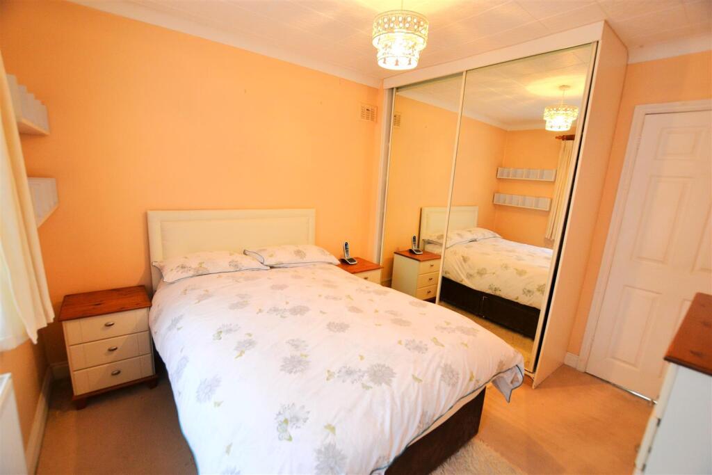 Additional image 19 of Pooleys Lane, Welham Green