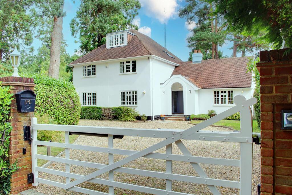 Additional image 62 of Pine Grove, Brookmans Park