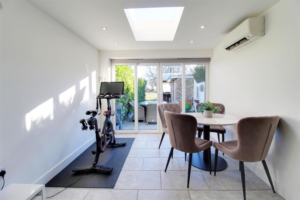 Additional image 3 of 26 Welham Manor, Welham Green