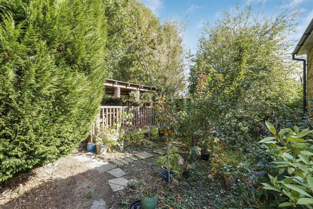 Additional image 21 of Rayfield, Welwyn Garden City